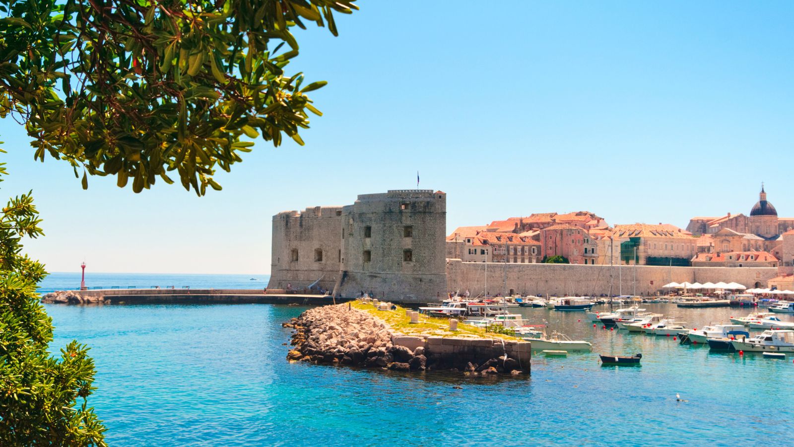 arrival-marina-family-yacht-charter-croatia Family Sailing Holidays with our Croatia charters