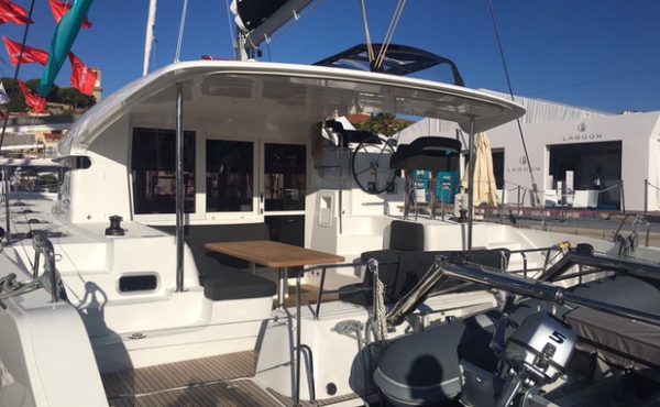 outdoor view of lagoon 40 samana 3_outdoor_view_of_lagoon_40_samana Family Sailing Holidays in the Mediterranean areas of Greece, Italy, Spain and France. - Lagoon 40 Samana | Luxury Family Catamaran Charter Sicily