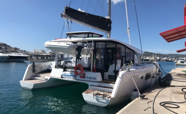 lagoon-42-sunrise-exterior 4_lagoon-42-sunrise-exterior Family Sailing Holidays in the Mediterranean areas of Greece, Italy, Spain and France. - Lagoon 42 - Sunrise | Family Sailing Catamaran Charter