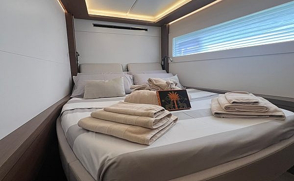 7_cabin-lagoon46-eliblu Family Sailing Holidays in the Mediterranean areas of Greece, Italy, Spain and France. - Lagoon 46 ELIBLU | Family Sailing Yacht Sicily